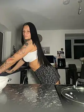 Snapshot of Destinylovex chatting on March 11, 2026, 9:09 pm Destinylovex online show from March 11, 2026, 9:09 pm