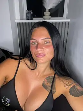 Destinylovex online show from July 15, 2026, 10:39 pm