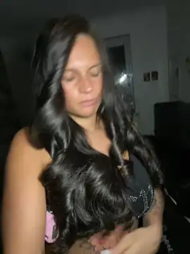 Snapshot of Destinylovex chatting on March 4, 2026, 10:17 pm Destinylovex online show from March 4, 2026, 10:17 pm