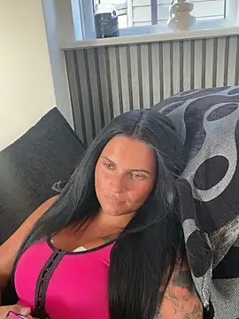 Destinylovex online show from June 19, 2026, 7:20 pm