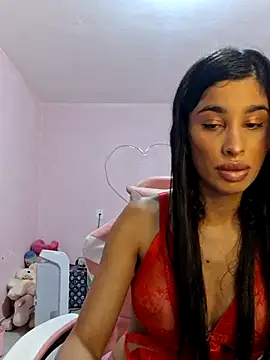 Snapshot of KaterinneMarie chatting on March 18, 2026, 10:43 pm KaterinneMarie online show from March 18, 2026, 10:43 pm