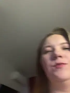 Snapshot of DistrictGirl chatting on March 24, 2026, 3:23 pm DistrictGirl online show from March 24, 2026, 3:23 pm