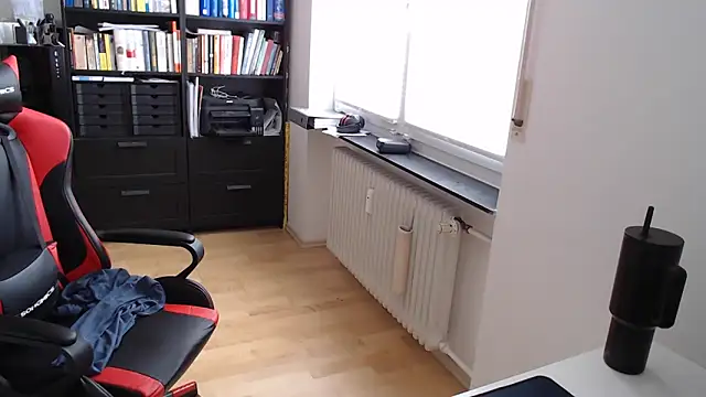 GlitzerGlitzer online show from February 24, 2026, 3:02 pm