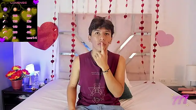 Angel Lux online show from February 23, 2026, 7:03 pm