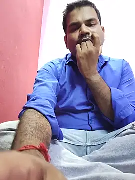 rkr1996kum online show from May 18, 2026, 9:58 am