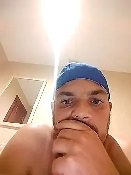 morenitoymorena online show from April 13, 2026, 8:35 pm