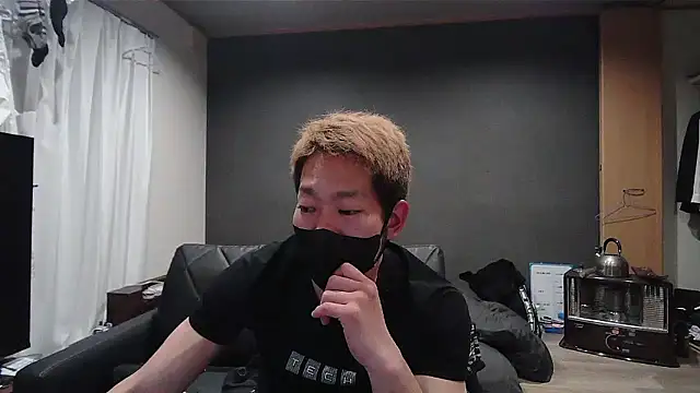 Snapshot of ryuaaaaa chatting on March 7, 2026, 4:01 pm ryuaaaaa online show from March 7, 2026, 4:01 pm