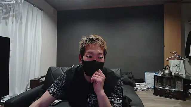 Snapshot of ryuaaaaa chatting on March 10, 2026, 2:43 pm ryuaaaaa online show from March 10, 2026, 2:43 pm