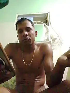 blackhot22c online show from May 9, 2026, 8:45 pm