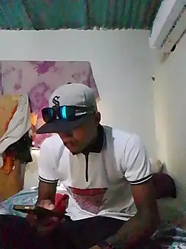 blackhot22c online show from May 24, 2026, 5:46 pm