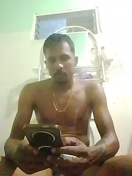 blackhot22c online show from July 24, 2026, 6:04 pm