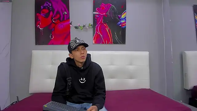 ahsly78Bryan online show from July 21, 2026, 7:59 pm