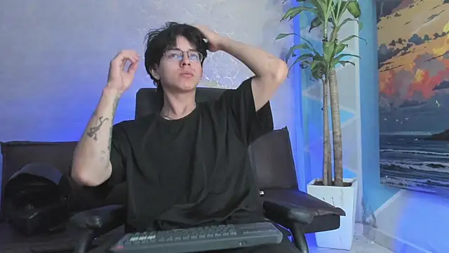 Snapshot of Angel_scott2 chatting on February 23, 2026, 11:22 am Angel scott2 online show from February 23, 2026, 11:22 am