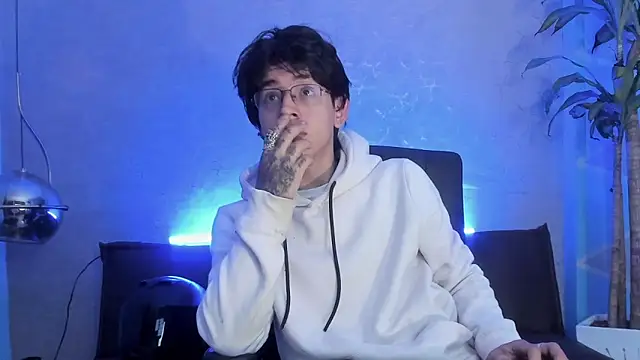 Snapshot of Angel_scott2 chatting on February 27, 2026, 11:21 am Angel scott2 online show from February 27, 2026, 11:21 am