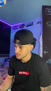 Snapshot of TOMAS_CONOR chatting on February 28, 2026, 2:00 am TOMAS CONOR online show from February 28, 2026, 2:00 am