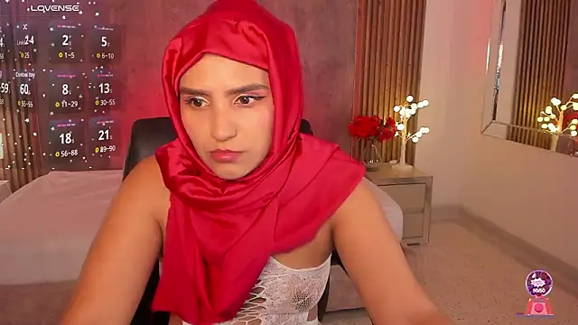 Snapshot of SalmaZahid chatting on March 4, 2026, 1:41 pm SalmaZahid online show from March 4, 2026, 1:41 pm