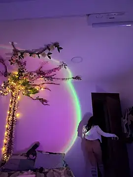 Snapshot of Selen_Extasis chatting on March 25, 2026, 3:28 am Selen Extasis online show from March 25, 2026, 3:28 am