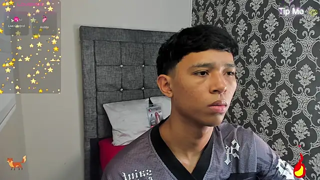 Little Twink19x online show from July 25, 2026, 7:20 pm
