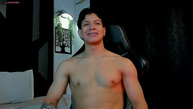 TonyPetrovjs online show from March 12, 2026, 5:24 am