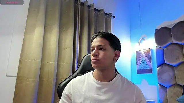 TonyPetrovjs online show from July 17, 2026, 5:26 am