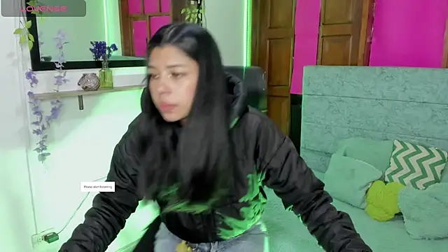 Aysha winxs online show from April 14, 2026, 3:22 am