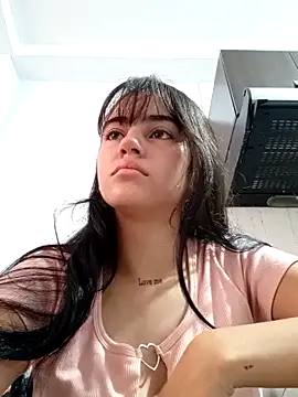 sara cute so online show from April 29, 2026, 12:09 pm