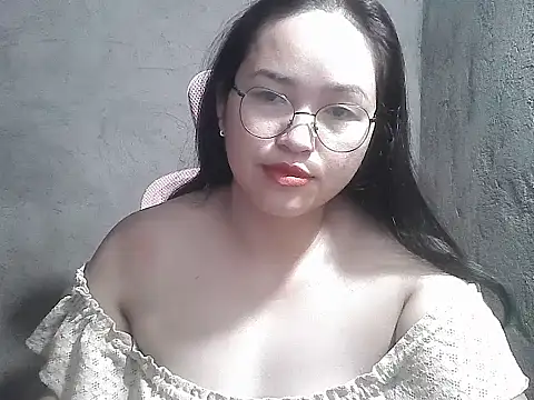 wildchinita00 online show from June 19, 2026, 9:20 pm