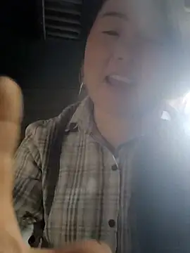 MayEva ly online show from March 3, 2026, 3:24 am