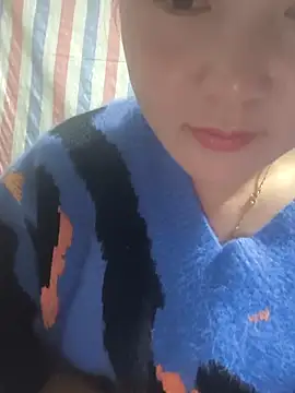 MayEva ly online show from March 12, 2026, 1:33 am