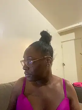 Sinfulwaterfalls online show from May 22, 2026, 4:49 pm