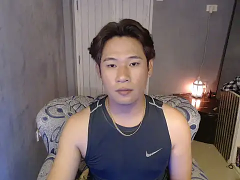 Snapshot of chatting on April 1, 2026, 2:14 pm online show from April 1, 2026, 2:14 pm