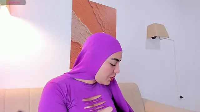 Snapshot of Malika_Noor chatting on June 26, 2026, 2:12 pm Malika Noor online show from June 26, 2026, 2:12 pm
