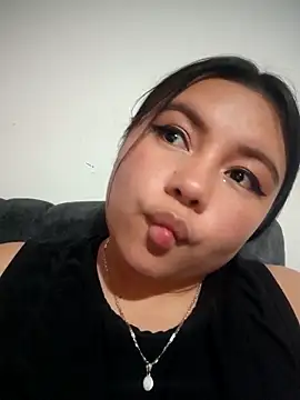 lucy blush online show from March 31, 2026, 3:30 am