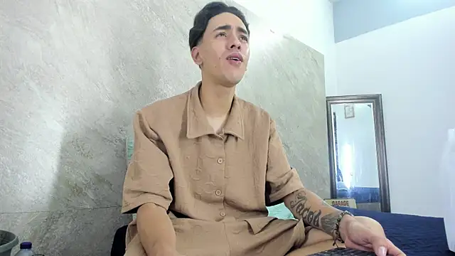 Mick-lollipop online show from April 8, 2026, 7:48 pm