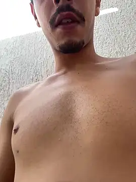 Exclusiveboy69 online show from April 17, 2026, 1:47 pm