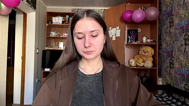 Snapshot of poly_princess chatting on March 11, 2026, 9:03 am poly princess online show from March 11, 2026, 9:03 am