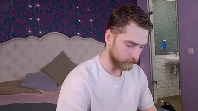 Dexter Raze online show from March 8, 2026, 10:02 pm