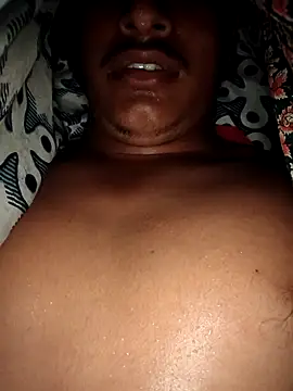 Snapshot of mmnnnnnhh chatting on March 31, 2026, 4:42 pm mmnnnnnhh online show from March 31, 2026, 4:42 pm