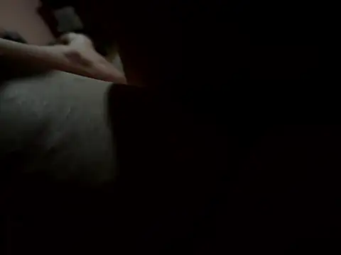 Snapshot of alesiatris chatting on February 28, 2026, 8:52 pm alesiatris online show from February 28, 2026, 8:52 pm