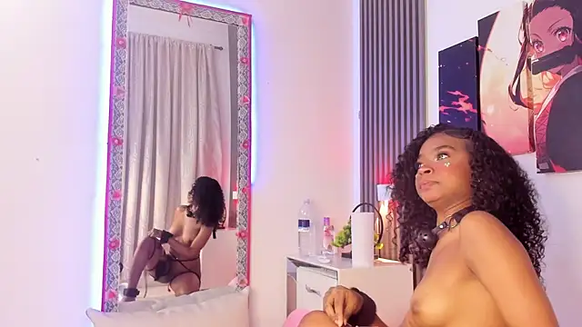 Snapshot of SweetMaddy4 chatting on April 1, 2026, 1:41 pm SweetMaddy4 online show from April 1, 2026, 1:41 pm