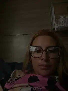 Alma Andrade online show from March 28, 2026, 2:34 am