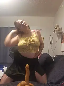 Sexymilf6992 online show from July 21, 2026, 11:06 pm