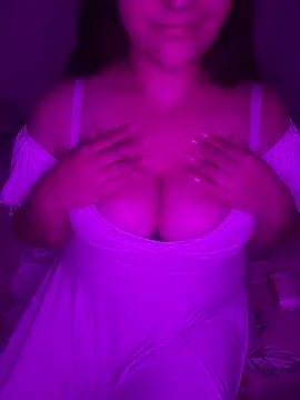 Lola-253 online show from February 20, 2026, 7:54 am