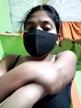 Cute aroshi online show from March 25, 2026, 5:23 pm