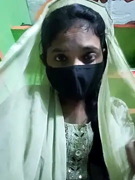 Cute aroshi online show from April 14, 2026, 5:40 pm