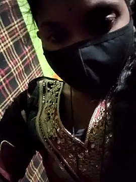 Cute aroshi online show from March 5, 2026, 4:58 pm