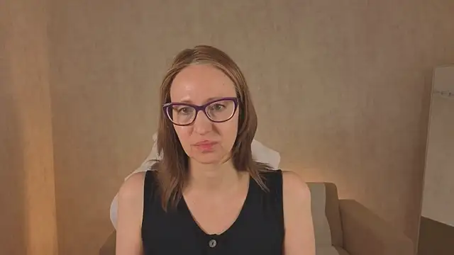 Elizabeth Andersonn online show from April 10, 2026, 1:12 am