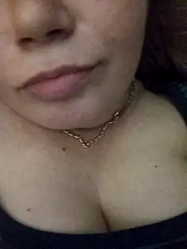 Snapshot of KiraStanton chatting on February 26, 2026, 12:54 am KiraStanton online show from February 26, 2026, 12:54 am