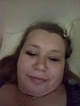 Snapshot of KiraStanton chatting on February 23, 2026, 10:43 pm KiraStanton online show from February 23, 2026, 10:43 pm