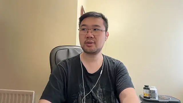 jasonryu2025 online show from May 22, 2026, 11:19 am